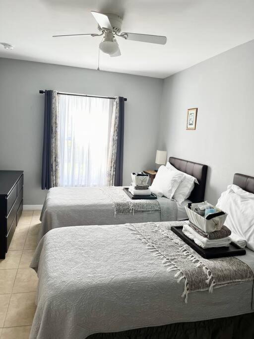 Debbie'S 3-Bedroom Apartment In A Duplex Cape Coral Extérieur photo